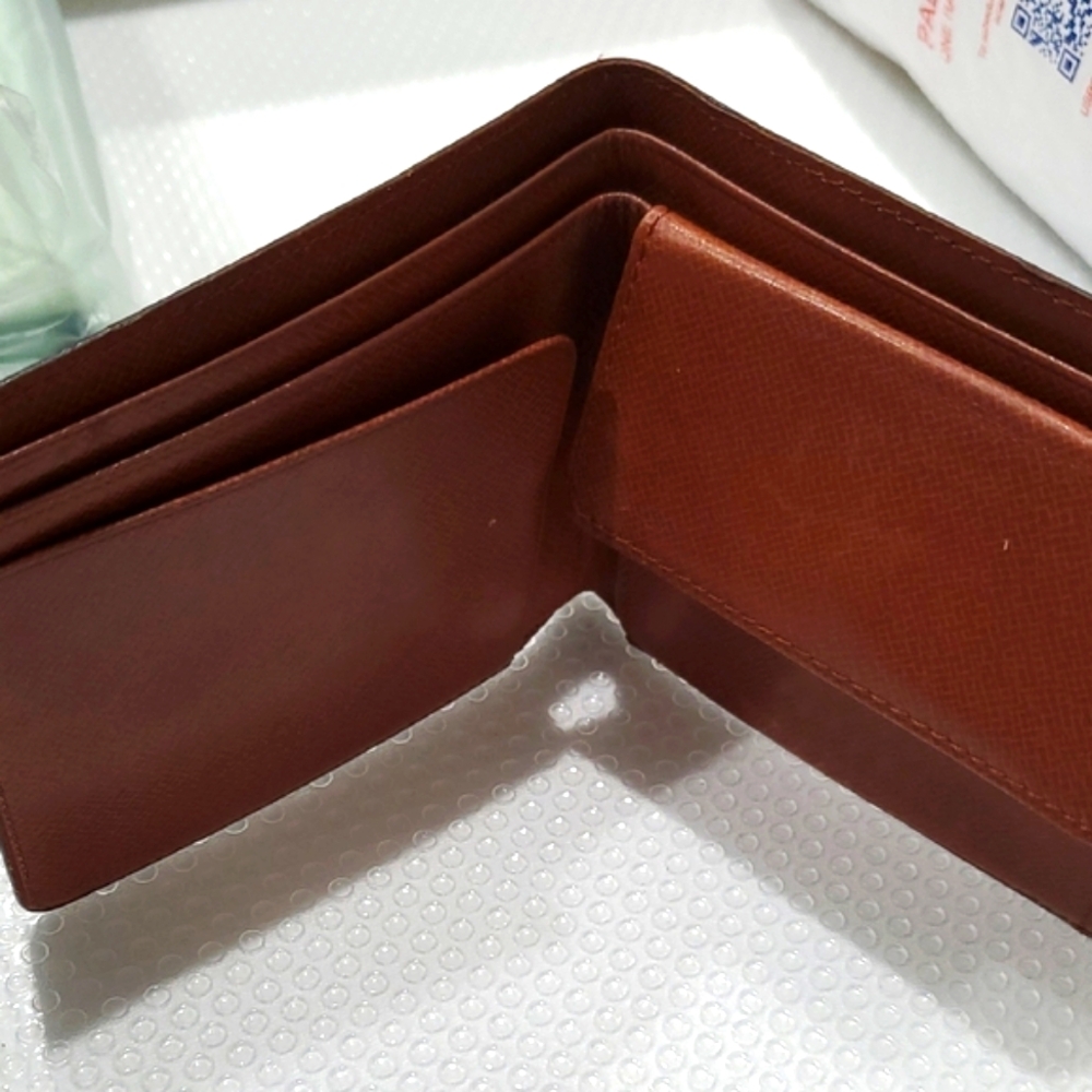 Louis Vuitton Brown Monogram Key & Card Holder - Picture 2 of 2